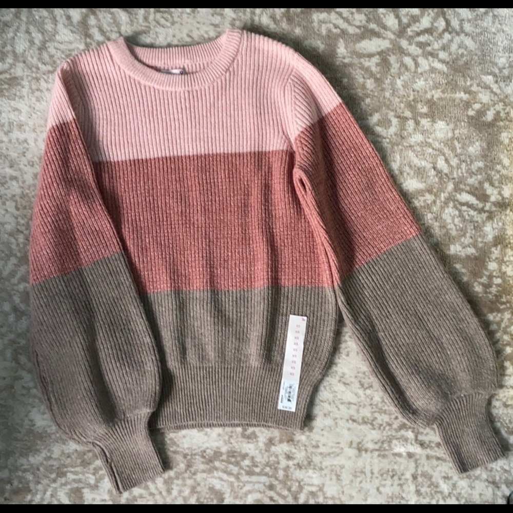 Knit sweater